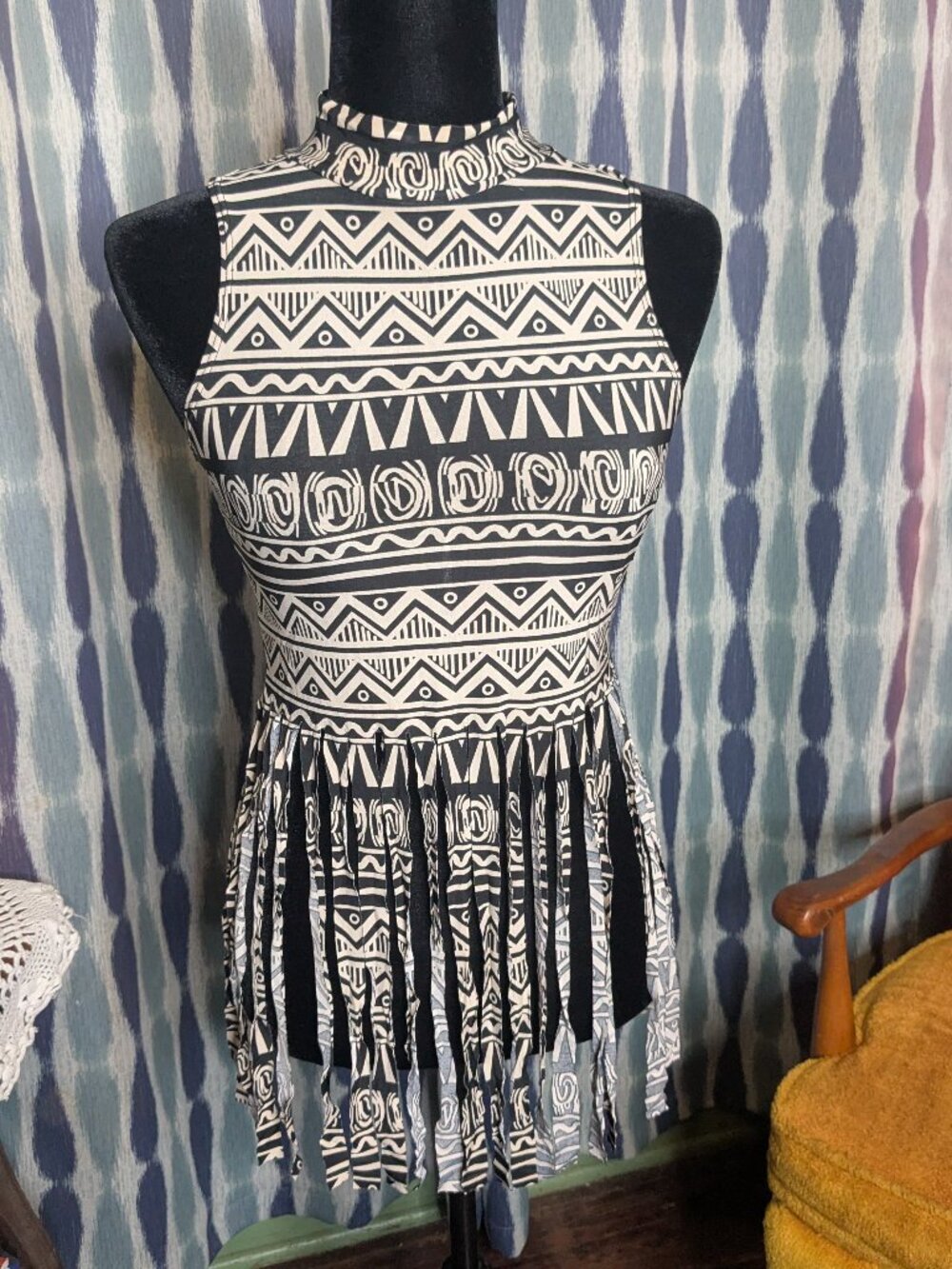 NANA Tribal Print Fringe Hem Sleeveless Top Size M